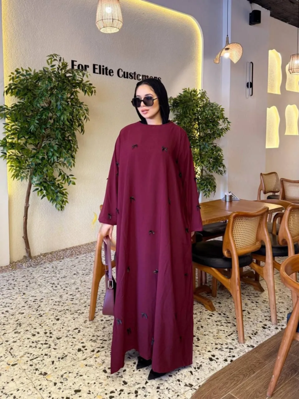 عبايه فيونكات ستان الماتريال كريب فري سايز حتي ١٢٠ كيلو